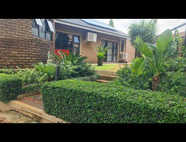 7 BEDROOM HOUSE FOR SALE IN CASHAN